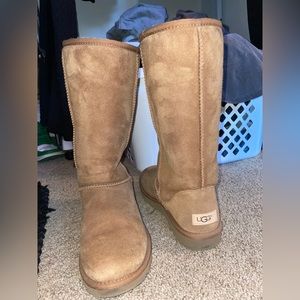 Brown ugg boots